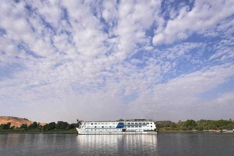 Movenpick Radamis II Nile Cruise Hotel Luxor Luaran gambar